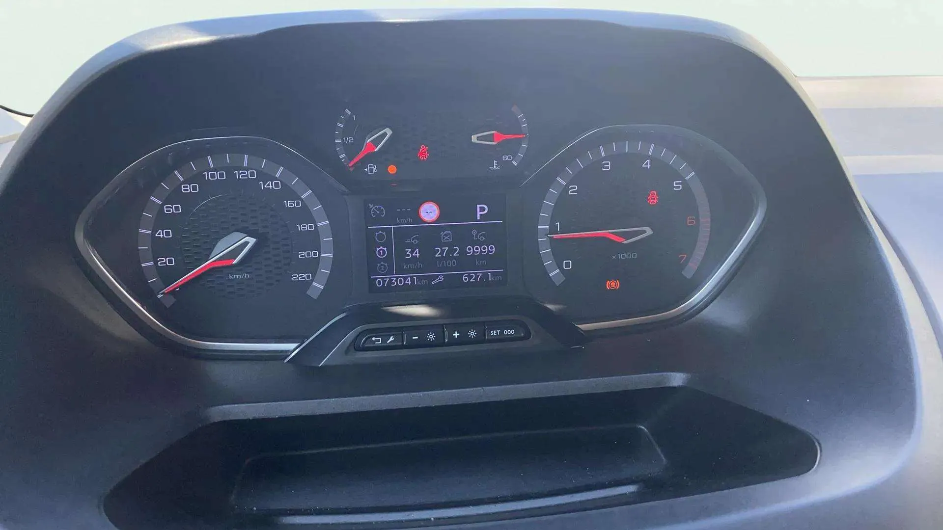 Peugeot Rifter GT BlueHDi 130 - foto 13
